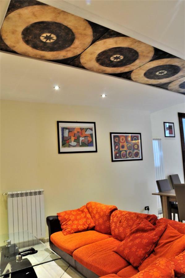 Monticelli Apartment