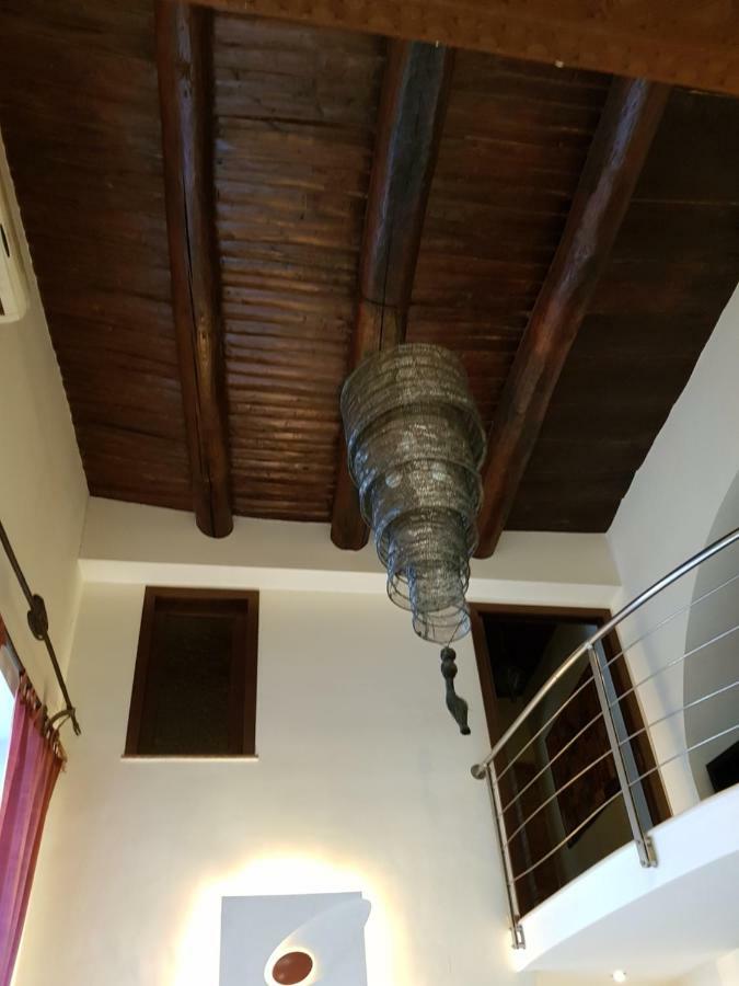 Monticelli Apartment *